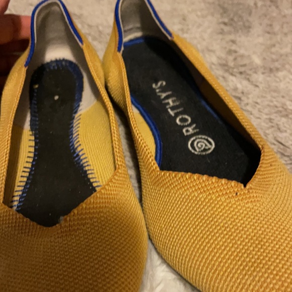 Flats - Picture 2 of 7